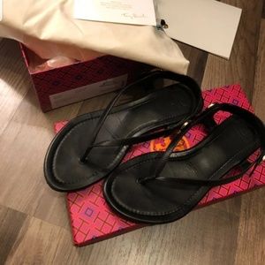 Tory burch minnie sandals size 9